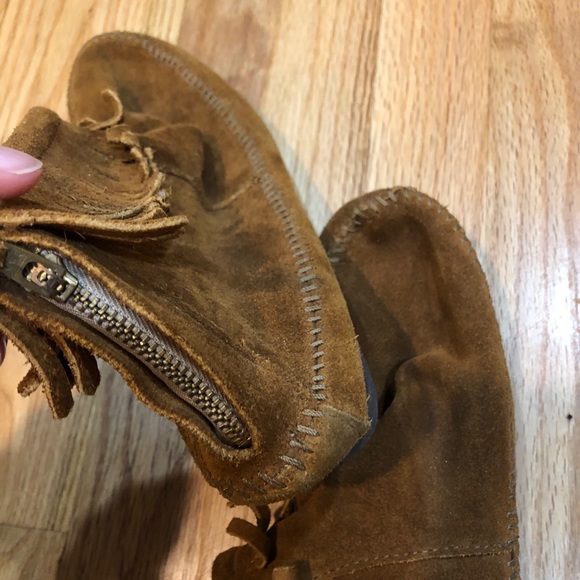 Brown boots with fringe - Picture 7 of 7